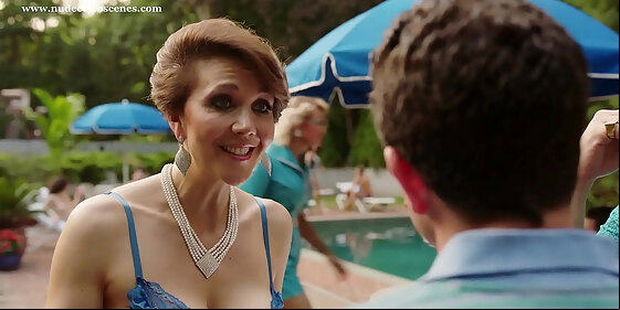 maggie gyllenhaal gets banged during a porn shoot in the deuce s03e08