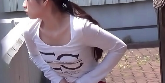 asians pee in public and outdoors