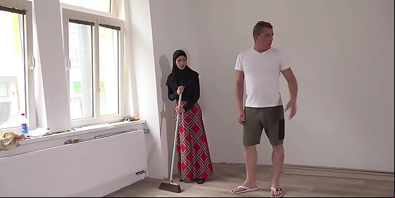 fuckable cleaning lady rides dick