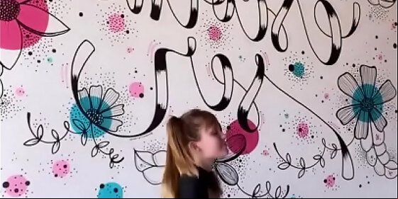 larissa manoela dancing
