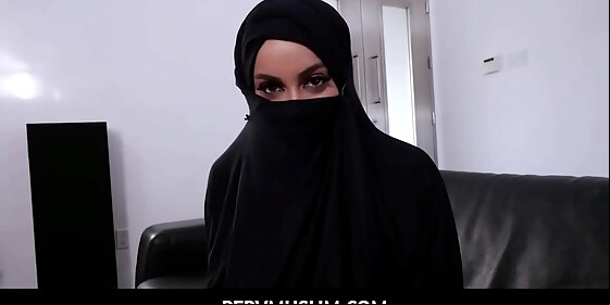 pervmuslim victoria june in arabic hottie her sexual desires